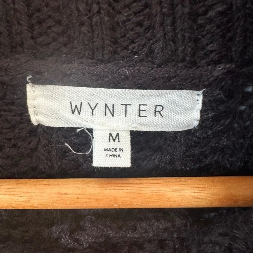 Wynter Turtleneck Sweater Womens Medium Black Fringe‎ Cable Knit Chunky